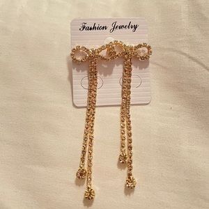 I sell new earrings